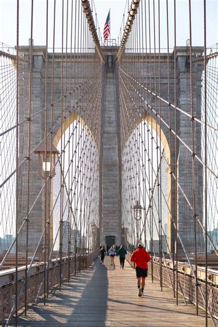 Can uhaul go on brooklyn bridge
