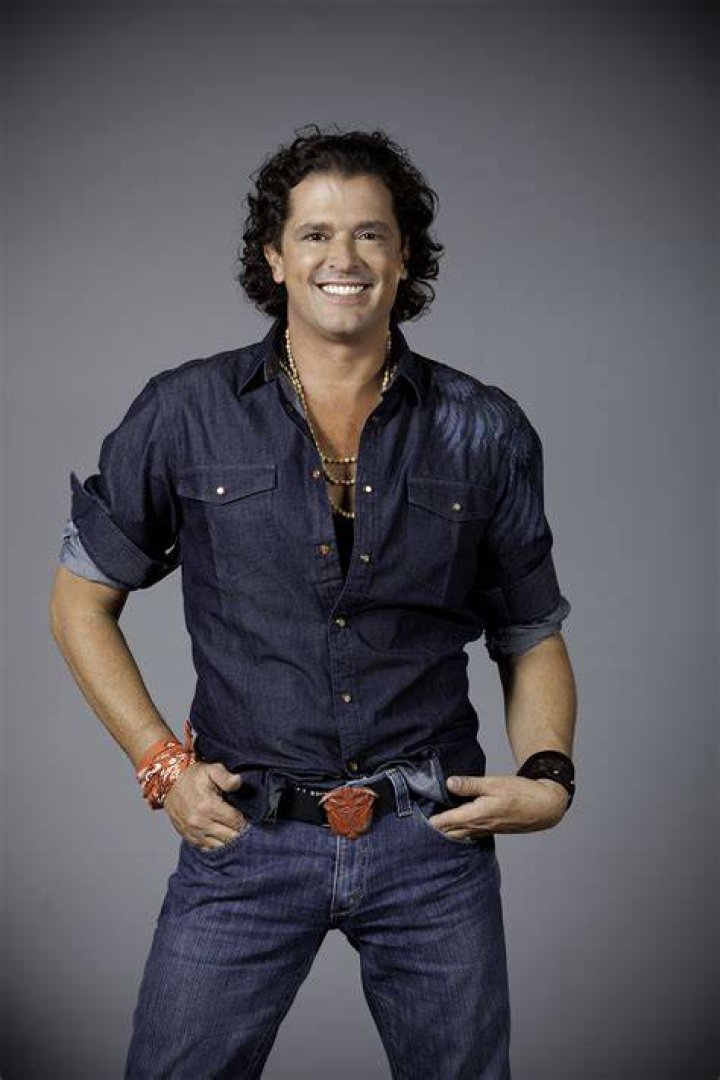 Carlos Vives Height: How tall is Carlos Vives?