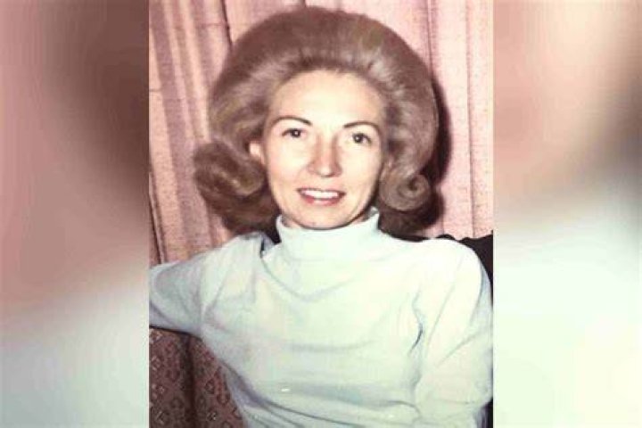 Carol Lynn Benson Kendall Net Worth, Income, Salary, Earnings, Biography