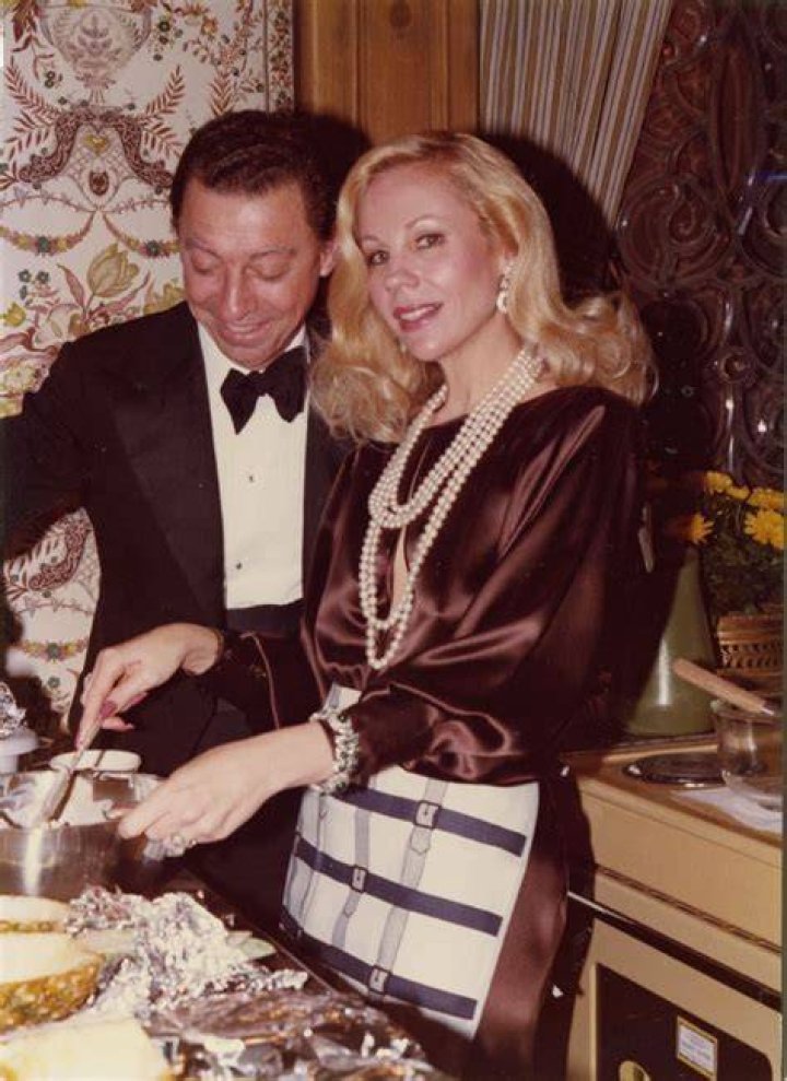 Carolyn Farb Wiki, Biography, Age, Married, Wiki, Sons Death, Blog, Art, Pictures, Net worth