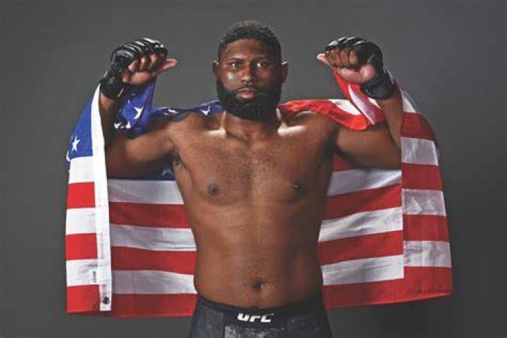 Curtis Blaydes Height, Weight, Net Worth, Age, Birthday, Wikipedia, Who, Nationality, Biography