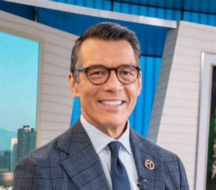 David Ono ABC7, Bio, Wiki, Age, Height, Wife, Spouse, Daughter, Salary, KABC-TV, Net Worth and House