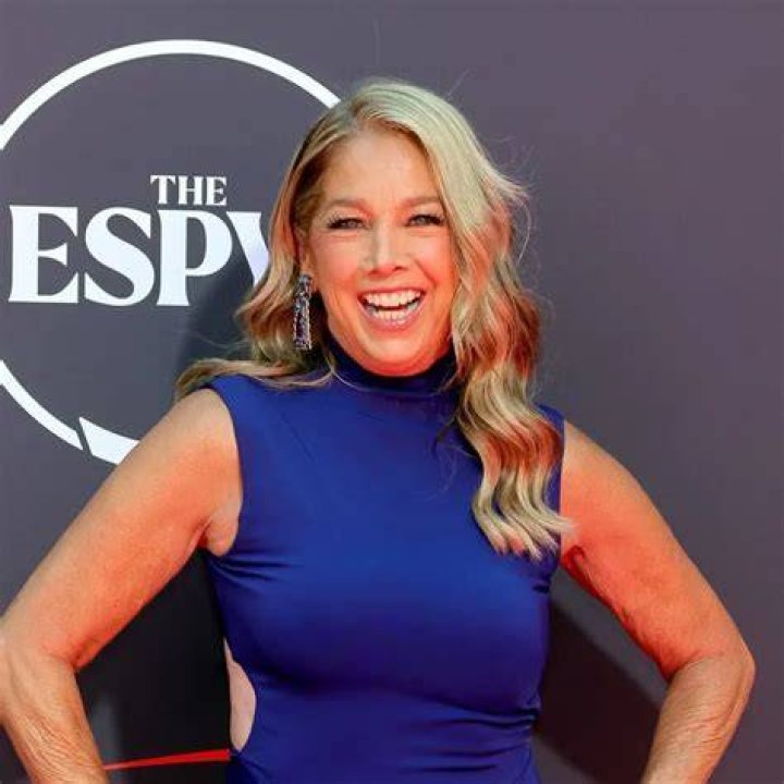 Denise Austin Bio, Age, Height, Family, Husband, Kids, Work Out Videos, and Net Worth.
