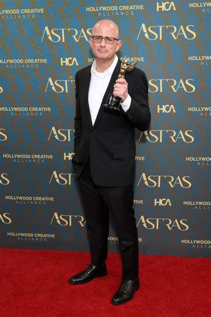 Eric Kripke Bio, Age, Wife, Net Worth, Career, Shows, Books, The Boys