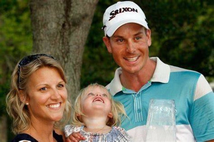 Henrik Stenson: Wife, net worth, tattoos, smoking & body facts