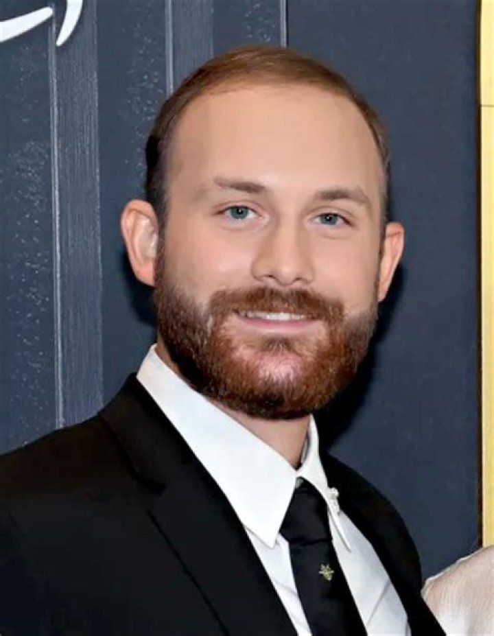 Holden Maples Height, Weight, Net Worth, Age, Birthday, Wikipedia, Who, Nationality, Biography