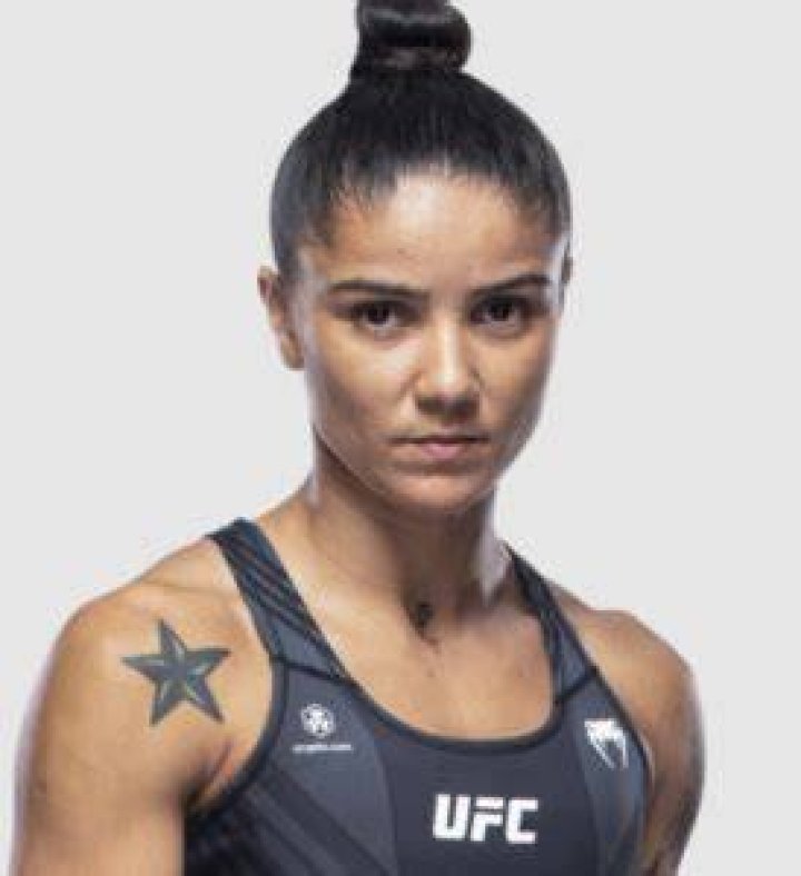 Is Istela Nunes Related To Amanda Nunes: Are They Sisters?