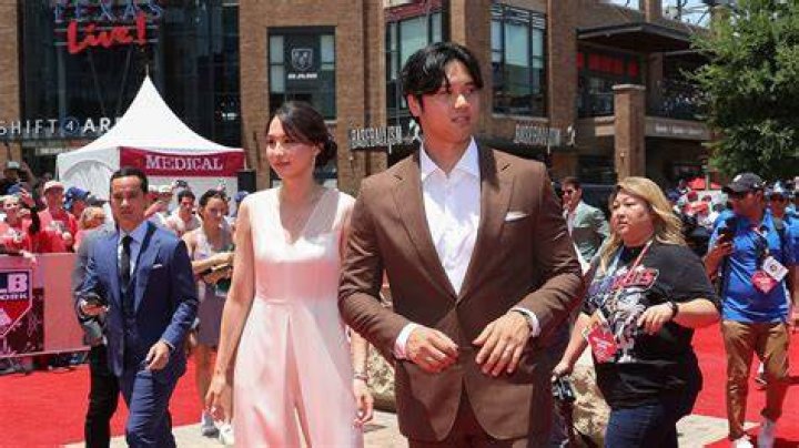 Is Shohei Ohtani Gay Or Is He Married To A Wife? Lack Of Details On His Love Life Sparks Rumor