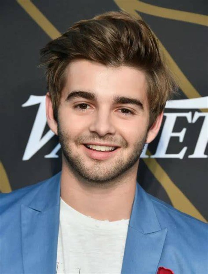 Jack Griffo Biography, Age, Family, Siblings, Girlfriend, The Thundermans, Movies and Net worth