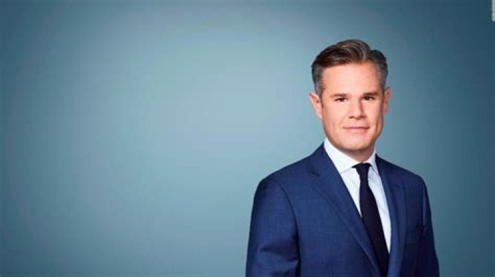 Jason Kennedy Bio, Wiki, Age, Height, Family, Wife, E! News, Salary, and Net Worth.