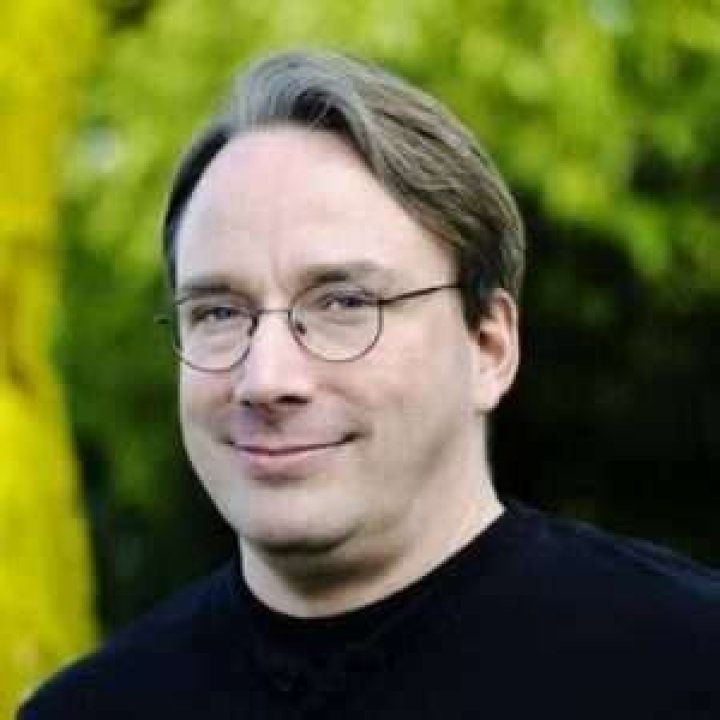 Linus Torvalds- Wiki, Age, Height, Net Worth, Wife, Ethnicity