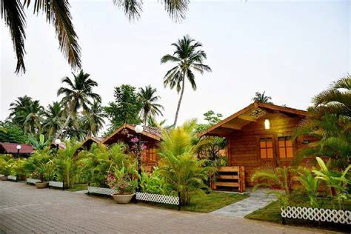 Majestic Beach Comforts, Varca, India
