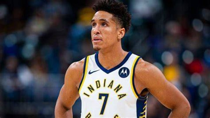 Malcolm Brogdon Contract, Education, Age, Trade, Salary, Net Worth, Draft Class