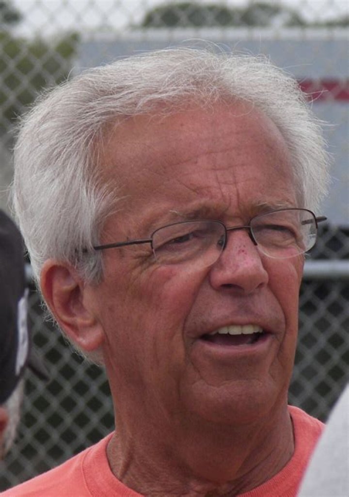 Marty Brennaman Bio, Wiki, Age, Height, Wife, Children, Family, Sporstcaster, Salary and Net Worth
