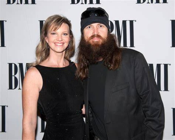 Mia Robertson: Jase Robertson, Surgery Struggles & Net Worth