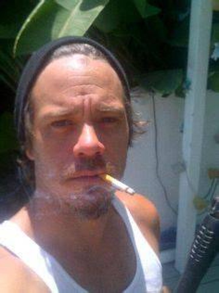 Michael Raymond-James: Girlfriend, net worth, tattoos, smoking & body facts