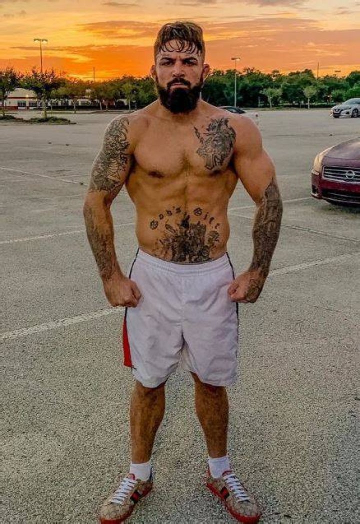 Mike Perry Biography, Wiki, Net Worth, Married, Wife, Height, Weight