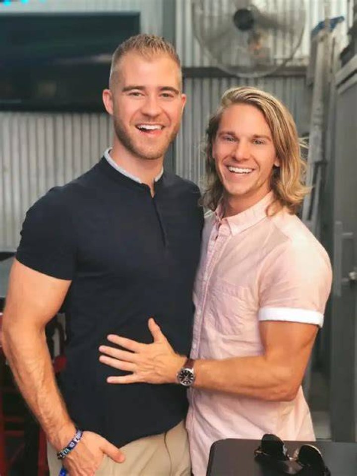 Mike Van Reekum Age, Wiki, Biography, Net Worth, Height in Feet, Birthday, Husband