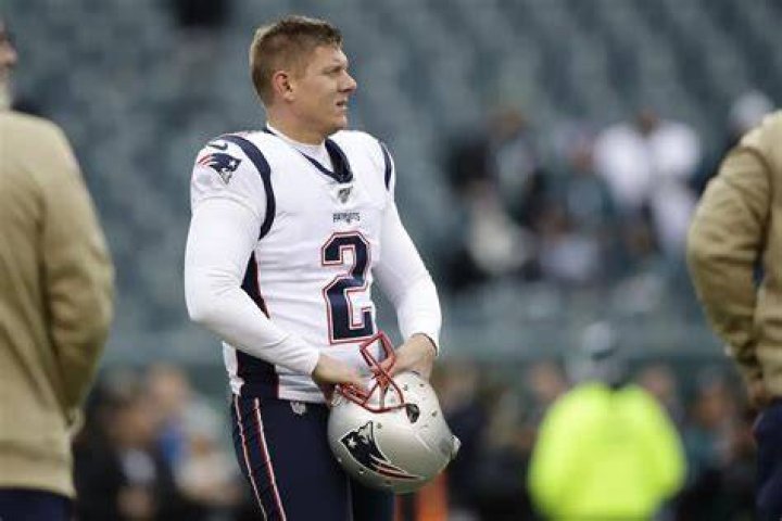 Nick Folk Biography