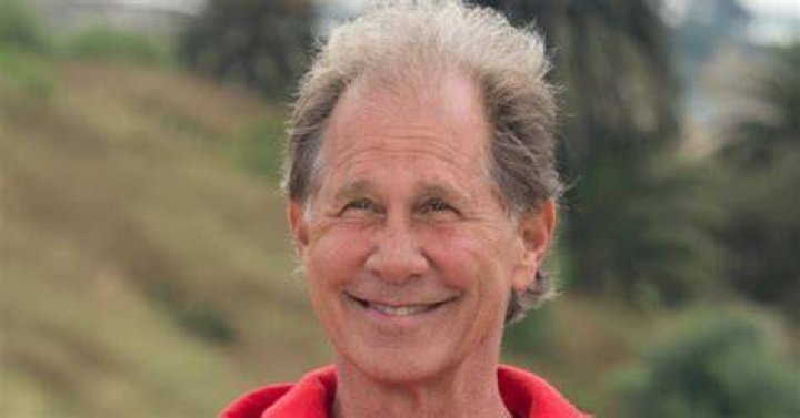 Parker Stevenson Bio, Wiki, Age, Height, Wife, Family, Children, Movies and Net Worth