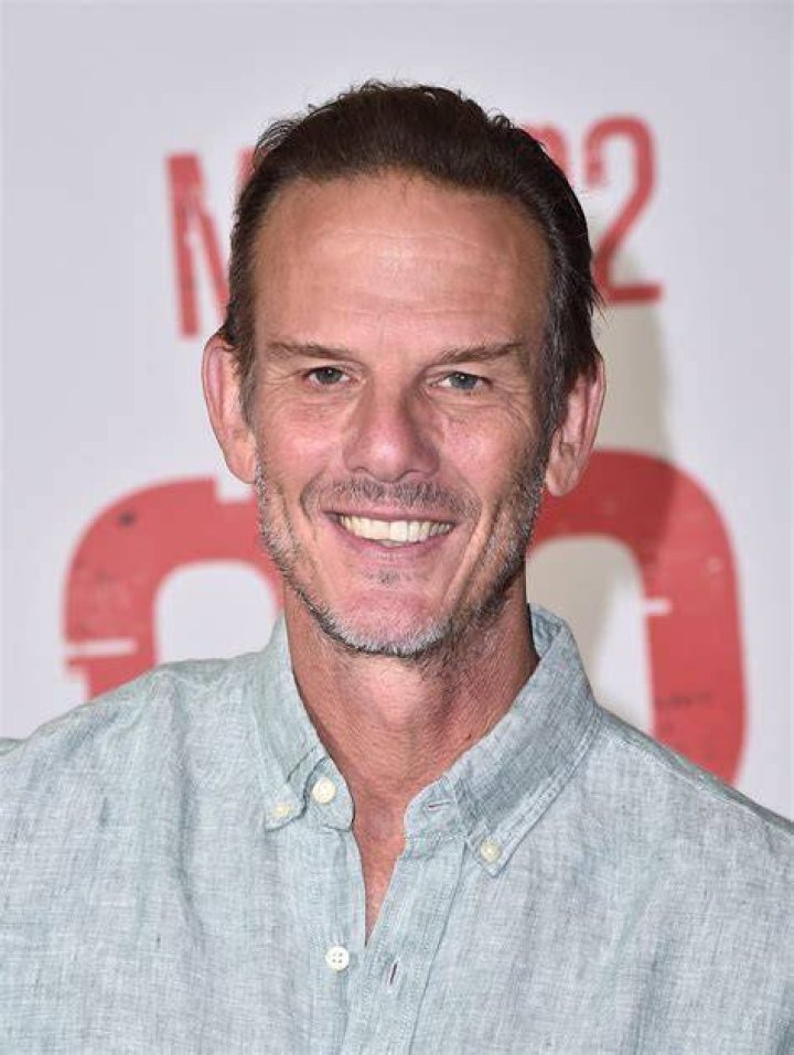 Peter Berg’s Net Worth, Age, Height, Weight, Wife, Kids, Bio-Wiki