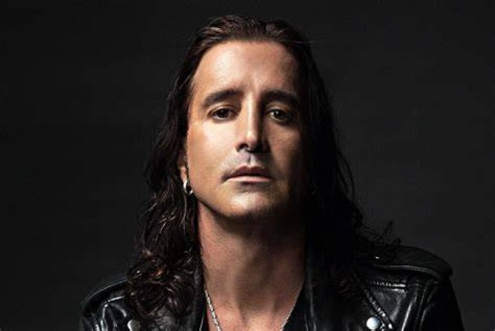 Scott Stapp: dating, net worth, tattoos, smoking & body facts
