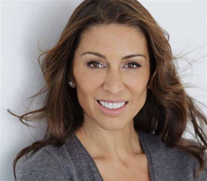 Shamin Abas Wiki, Biography , Age, Height, Net Worth, Husband, Family