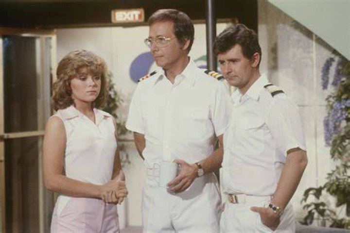 What Happened To Brett DeLaura On The Love Boat? Why Did He Left The Show- Family And Net Worth