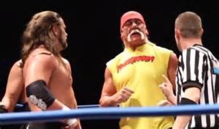 What year was Hulk Hogan’s last match? What was Hulk Hogan’s last match?