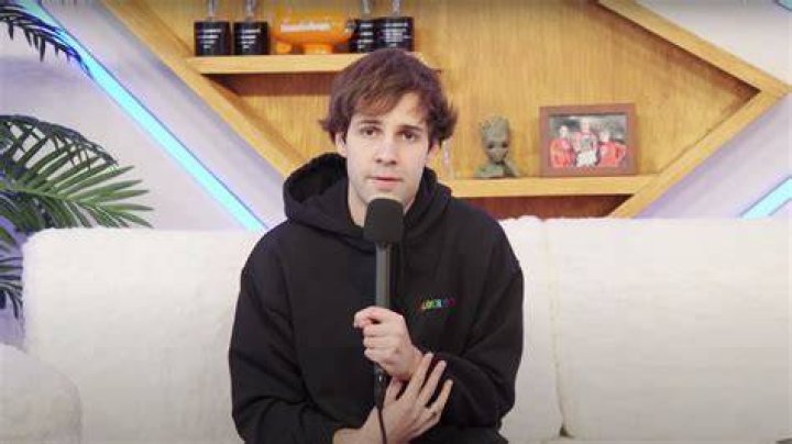 YouTuber David Dobrik Scandal On Reddit – Why Is He Not Posting?
