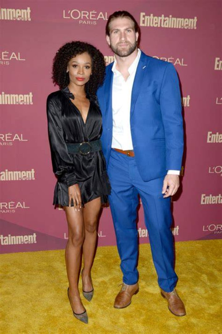 Zuri Hall Bio, Wiki, Age, Height, Boyfriend, Sean Culkin, Salary, Net Worth, E News and American Ninja Warrior